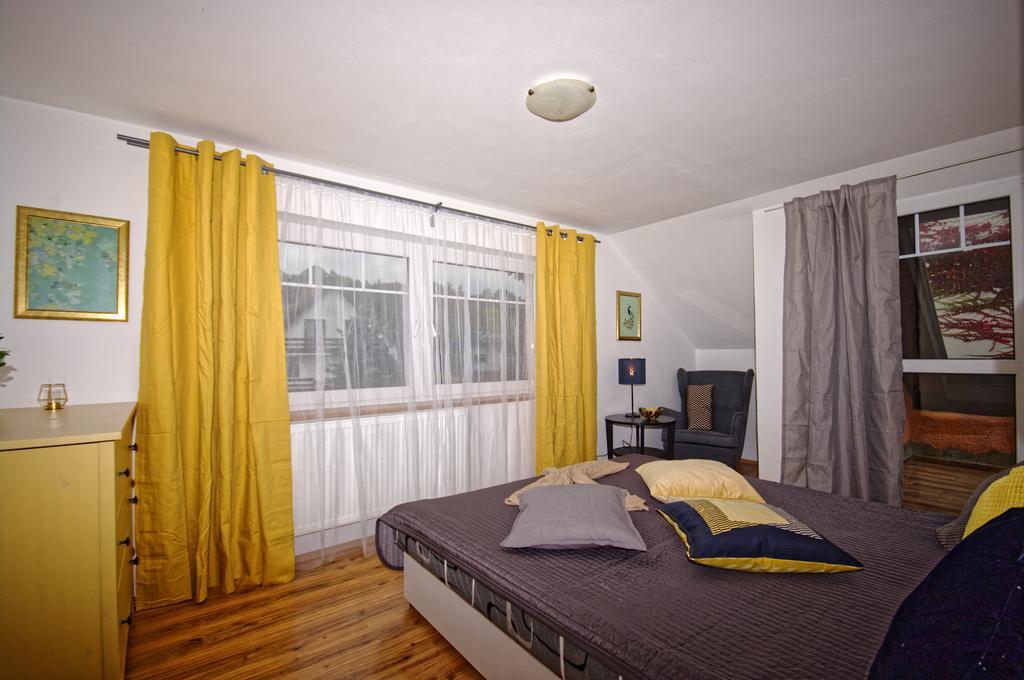 Cozy Gardens Apartments In Prague Exterior photo